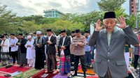 Ketua DPRD Rudianto Lallo Salat Idul Adha Bareng Warga Muhammadiyah di Pantai Losari Makassar