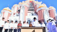 Resmikan Masjid Kubah 99 Asmaul Husna, Gubernur Andi Sudirman : Komitmen Pembangunan Berkelanjutan