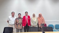 Yasir Machmud Selesaikan Program Magister Ilmu Pemerintahan dengan Nilai Cumlaude