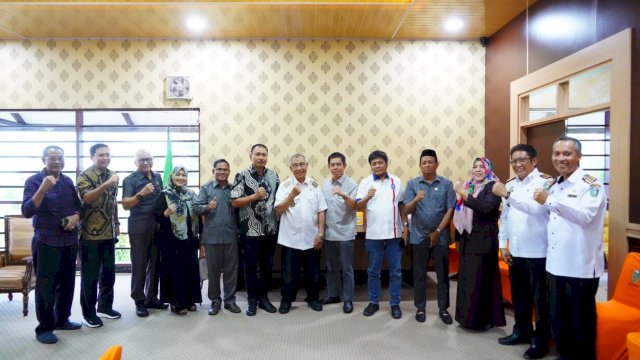 Pansus Ranperda Perlindungan-Pengelolaan LH DPRD Sulsel Berkunjung ke Pemkot Parepare