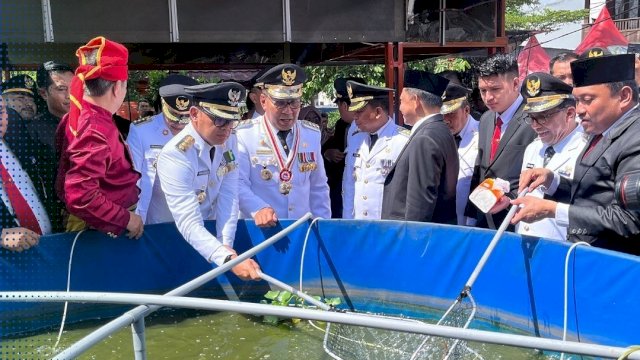 Mantap! Mendagri Bareng Para Kepala Daerah Panen Cabai, Ikan hingga Ngopi di Longwis Sydney Panakkukang