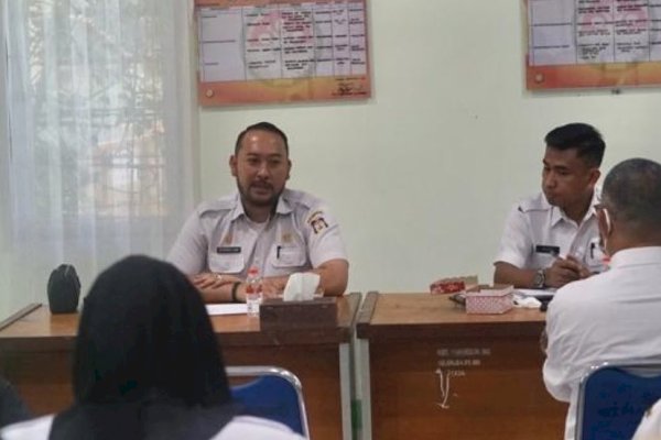 Camat Eang Motivasi Lurah Ciptakan Longwis Lebih Baik dari Sydney