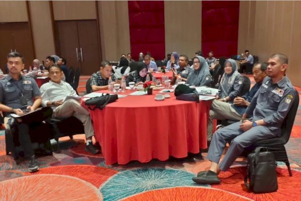 Jajaran Direksi, Dewas Hingga Kabag Perumda Parkir Makassar Raya Kompak Hadiri FGD