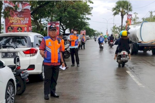 Jajaran Direksi Bareng TRC Parkir Makassar Raya Kembali Lakukan Penataan di Lokasi Apeksi XVI