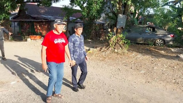 Kundapil, Anggota DPRD Makassar Hamzah Hamid Tinjau Kondisi Jalan dan Drainase di Kelurahan Tello Baru