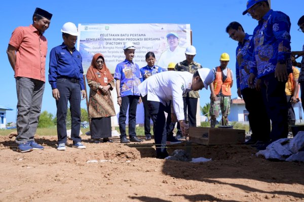 Peletakan Batu Pertama Pembangunan RPB Pengelolaan Garam di Pangkep