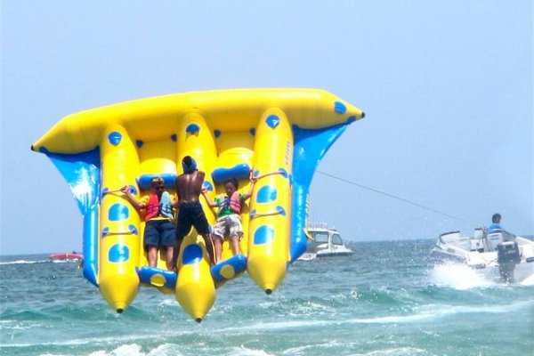 Turis Jepang Tewas Main Flying Fish di Bali, Diduga Faktor Alam