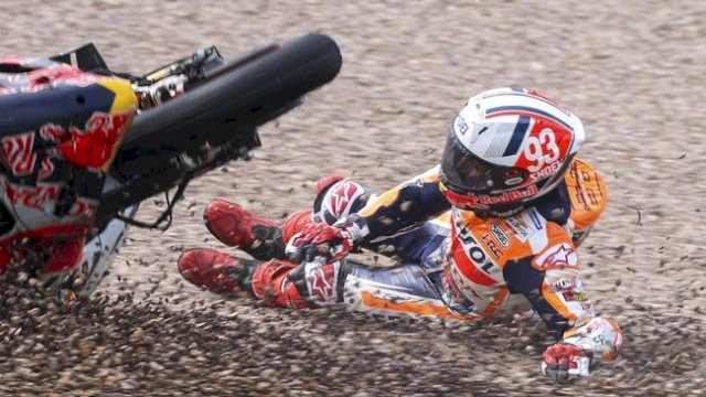 Marc Marquez Crash.(F-INT)