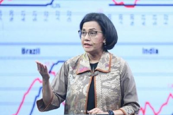 Menkeu: Pekerja Keuangan Wajib Belajar dari Tiga Krisis Ini