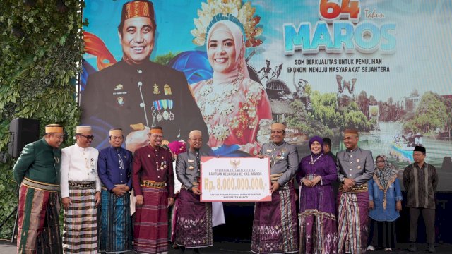 Puncak Hari Jadi Kabupaten Maros Pemprov Sulsel Salurkan Bantuan Keuangan 8 Miliar