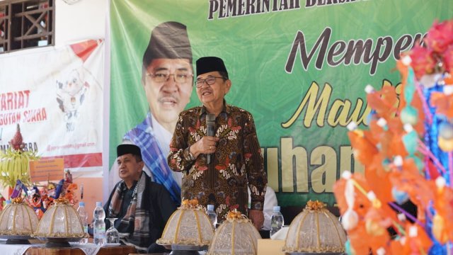 Kebersamaan Walikota Palopo Merayakan Maulid Dengan Masyarakat Sendana