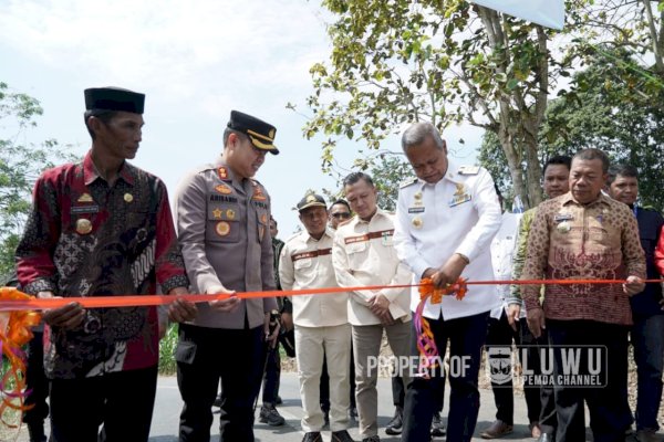 Resmikan Pengaspalan Jalan di Suli dan Larompong, Bupati Luwu : Teruskan Program Tuntas Berkelanjutan