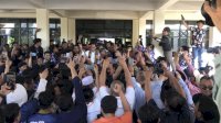 Tiba di Makassar, Kader NasDem se-Sulsel Penuhi Bandara, Anies Baswedan Ucapkan Terima Kasih