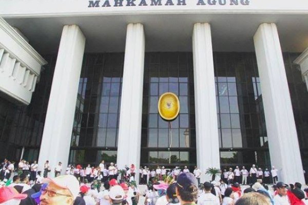 MA Perintahkan KPU Cabut 2 Ketentuan yang Mudahkan Mantan Terpidana Korupsi Jadi Caleg
