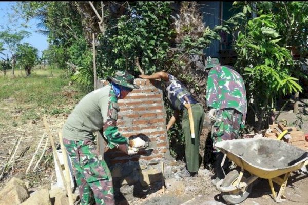 Satgas TMMD Kodim Takalar Kerja Keras Bangun MCK di Bontokadatto