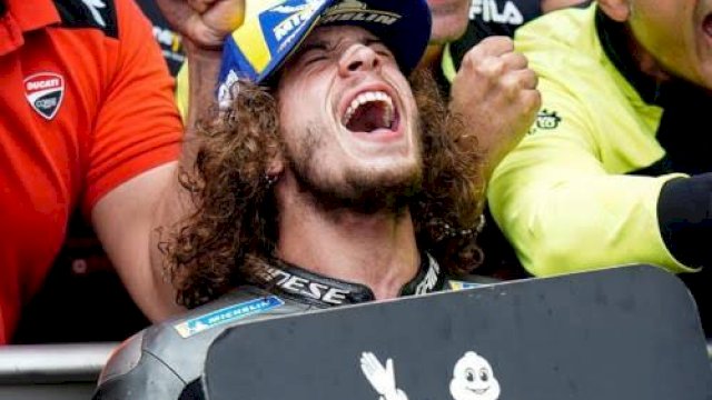 MotoGP India: Anak Didik Valentino Rossi Menang, Pecco Bagnaia Kecelakaan!