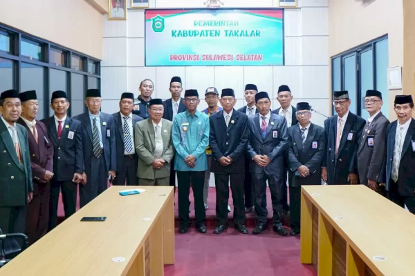 Pj Bupati Kukuhkan Pengurus Dewan Pendidikan Takalar