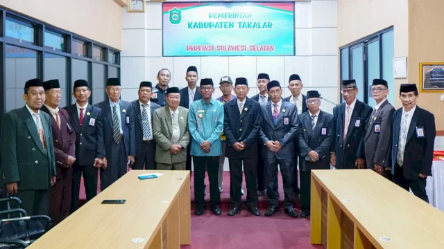 Pj Bupati Kukuhkan Pengurus Dewan Pendidikan Takalar