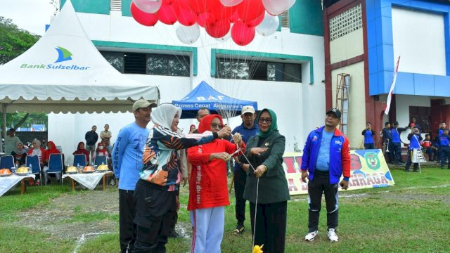 Palopo Meriah Dengan Lomba Tradisional Peringati Hari Kemerdekaan RI