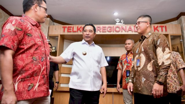 Pj Gubernur Bahtiar Kunker ke Kantor Telkom Regional 7 KTI