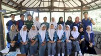 Mahasiswa Kalla Institute Gelar Pelatihan UMKM-Ecobrick di Lokasi KKN Tematik