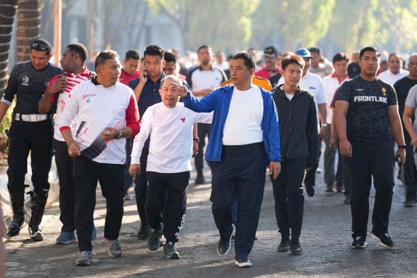Pj Gubernur-Ketua PKK Senam Pagi Bareng Pegawai Lingkup Pemprov Sulsel