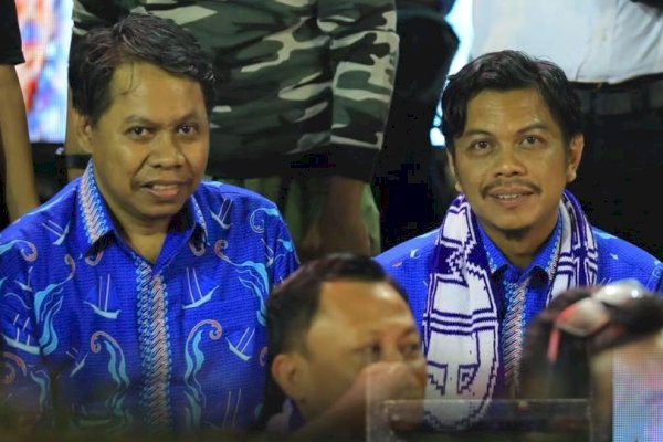 Firman Pagarra Bersama Jajaran Bapenda Makassar Ikut Saksikan Kemeriahan Pawai Budaya Rangkaian Apeksi 2023