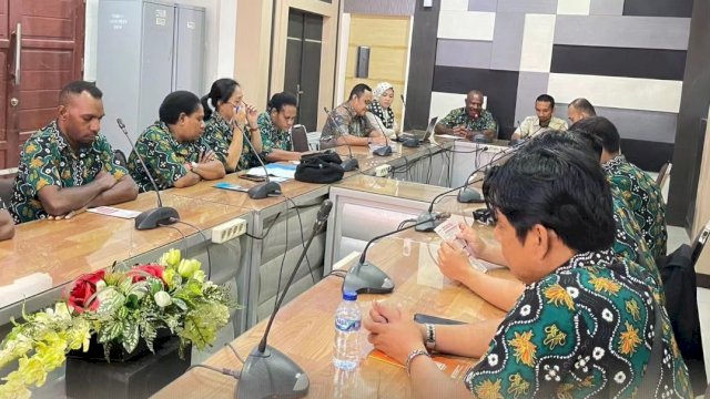 Bapenda Makassar Terima Kunjungan BPKAD Pemkab Boven Digoel