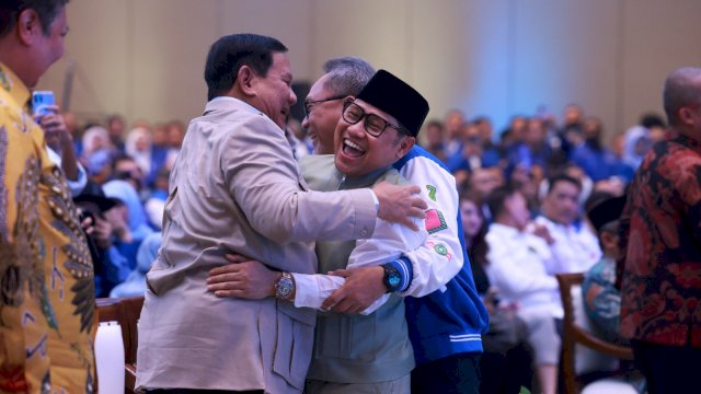 Prabowo berpelukan dengan Cak Imin.(F-INT)