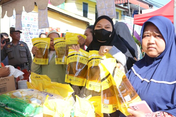 Dinas Ketahanan Pangan Makassar Adakan Gerakan Pangan Murah di CFD Boulevard