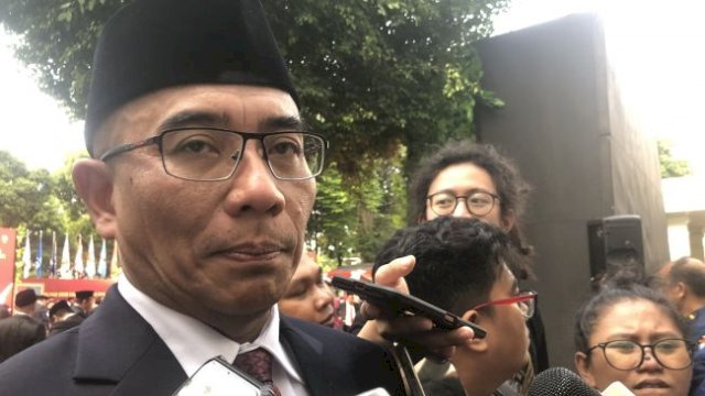 Terima Pendaftaran Cawapres Gibran, KPU Digugat Rp 70,5 Triliun