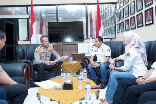 Silaturahmi dengan Kapolrestabes Makassar, Ahmad Susanto Laporkan Event Olahtaga Terakbar Porkot VIII