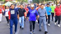 Pj Gubernur Bahtiar Jalan Sehat Bareng Pimpinan OPD Lingkup Pemprov Sulsel