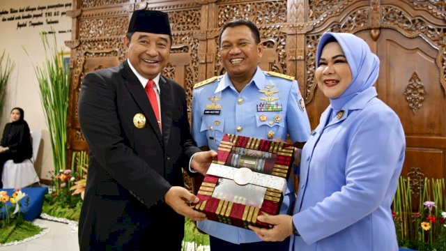 Sertijab Pangkoopsud II Bertepatan Ulang Tahun Marsda Budhi Achmadi, Pj Gubernur Bahtiar Ucapkan Selamat Bertugas