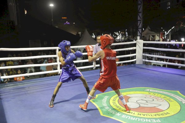 Kontingen Ujung Pandang Juara Umum Cabor Tinju di Porkot VIII Makassar