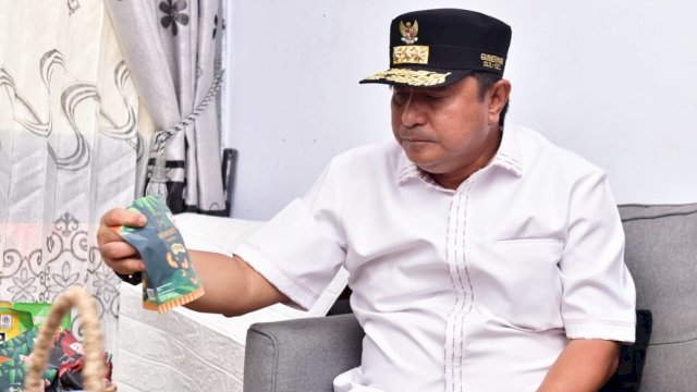 Pj Gubernur Bahtiar Dukung Pelaku IKM Kacang Mete Tingkatkan Produksi