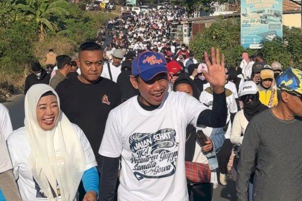 Puluhan Ribu Alumni Guppi Samata Gowa Hadiri Jalan Sehat yang Dipimpin Ketum IKA Rudianto Lallo