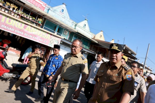Pj Gubernur Sulsel: Inovasi Mobil Inflasi Pemkot Makassar Itu Keren