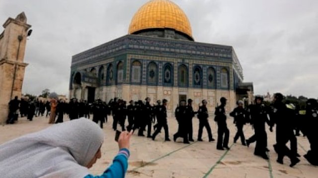 Polisi Israel Tutup Akses Masjid Al-Aqsa, Warga Muslim Dilarang Masuk