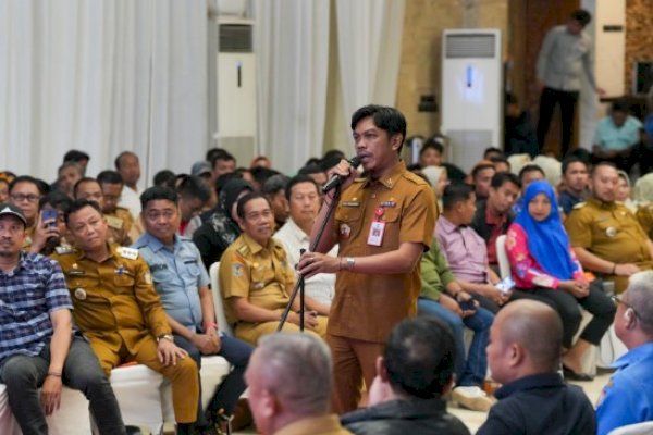 Kepala Bapenda Makassar Firman Pagarra Hadiri Rapat Koordinasi di Kediaman Wali Kota Makassar