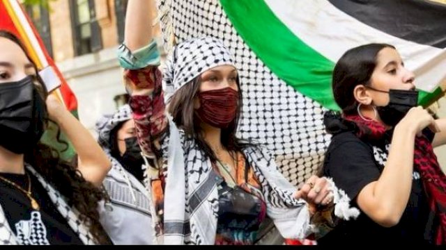 Bella Hadid bela palestina.(F-INT)