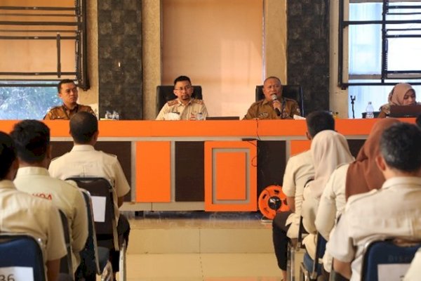 Bapenda Makassar Evaluasi Tenaga Pendukung Non-ASN untuk Tingkatkan Kinerja