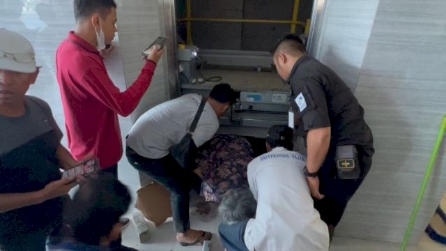 Dosen Unifa Apresiasi Respon Cepat Damkar Makassar Selamatkan Korban Terjebak di Lift