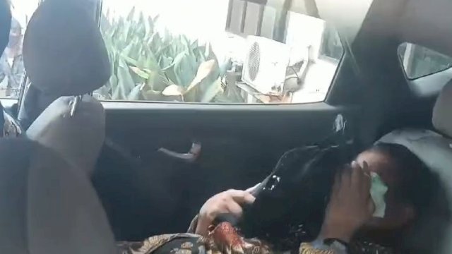 Ketua KPK Firli Bahuri Tutupi Wajah.(F-INT)