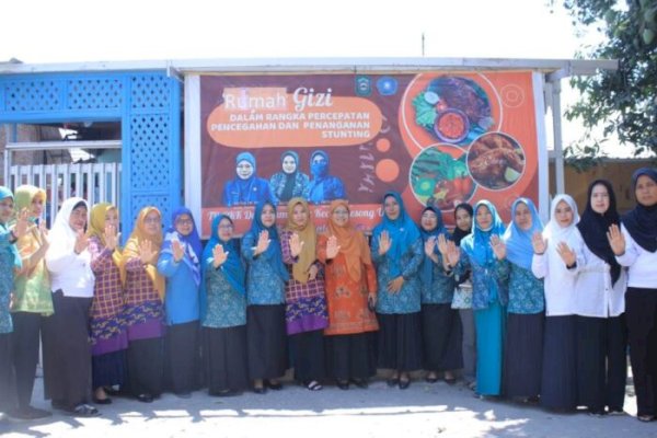 Takalar Raih Juara I Lomba Kader Posyandu Tingkat Provinsi