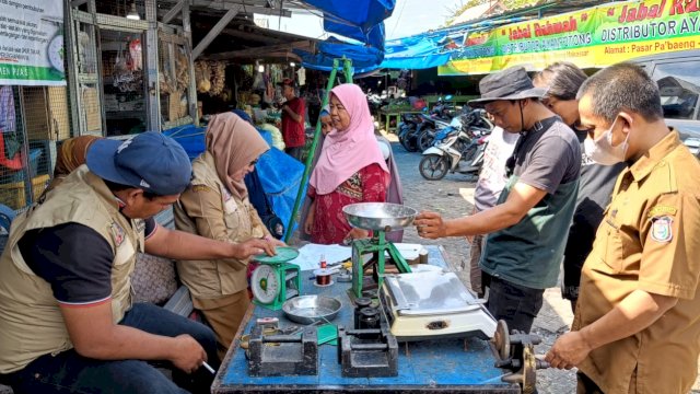 UPT Metrologi Legal Disdag Tera-Tera Ulang 3567 Unit Alat UTTP Per Oktober 2023