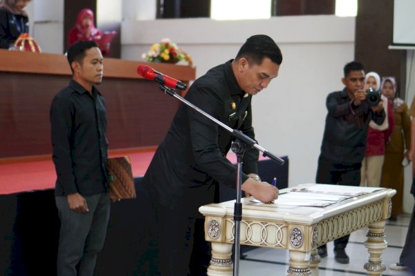 Pengambilan Sumpah, Sekda Takalar Hasbi: Jadilah PNS yang Amanah