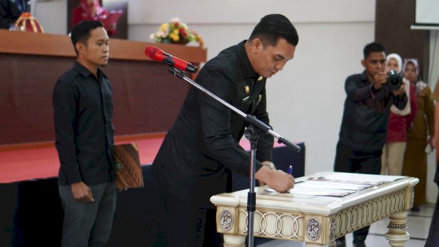 Pengambilan Sumpah, Sekda Takalar Hasbi: Jadilah PNS yang Amanah