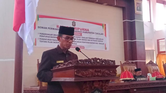 Pj Bupati Takalar Setiawan Paparkan Pentingnya Ranperda tentang Pajak dan Retribusi Daerah