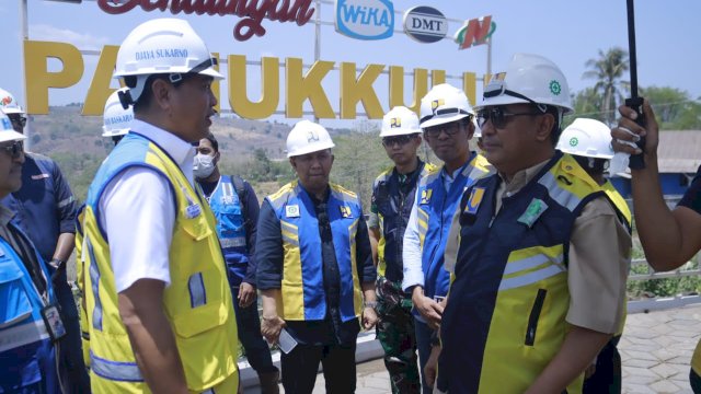 Setiawan Aswad Dampingi Pj. Gubernur Sulsel Tinjau Progres Bendungan Pamukkulu